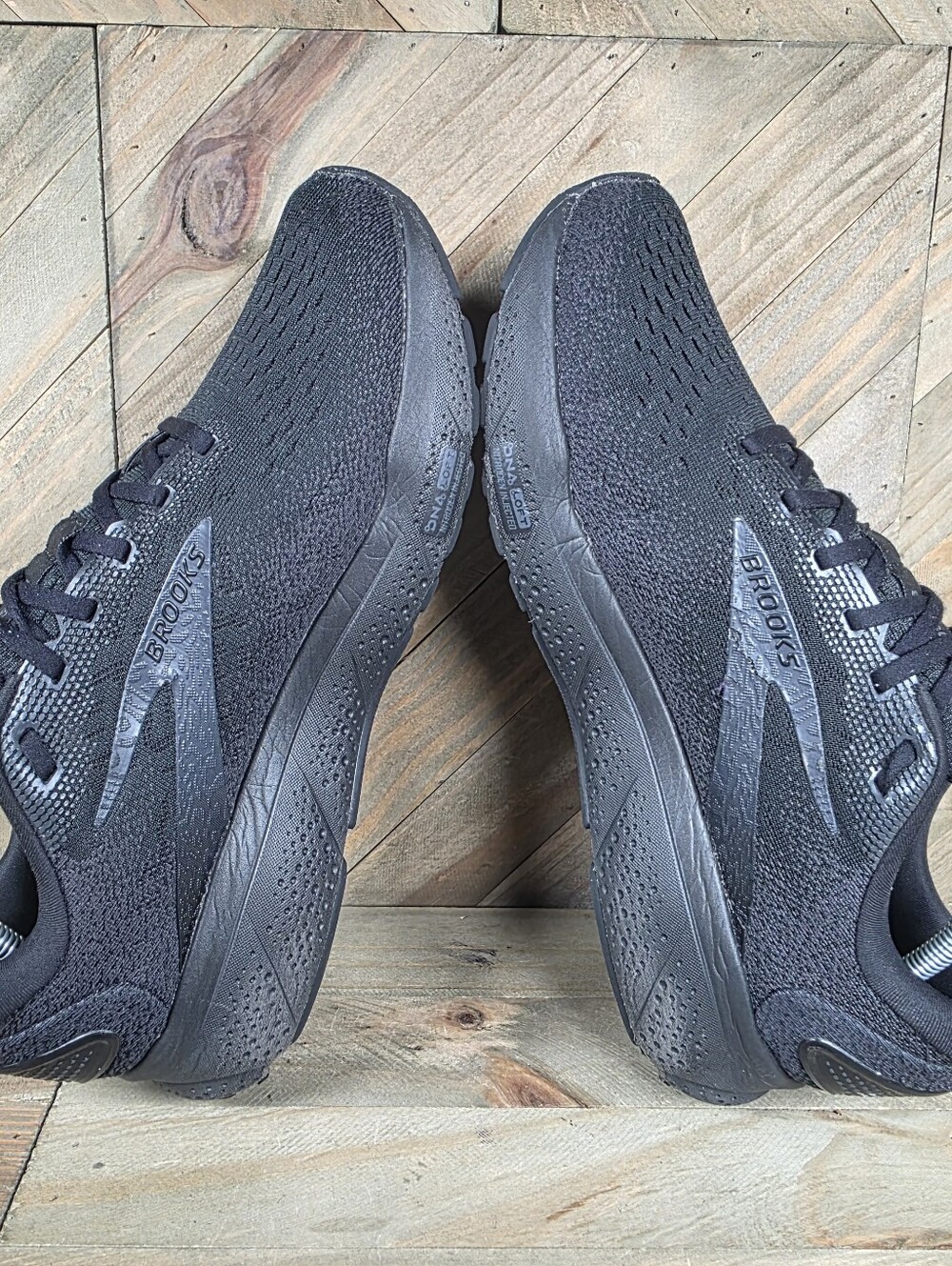 Brooks Ghost 16 Mens Athletic Running Shoes Size 10.5 B Narrow Black 1104181B020 - Picture 6 of 9